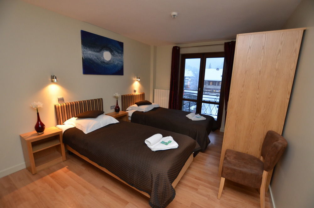 Hotel Rhodos Morzine Avoriaz Exterior foto
